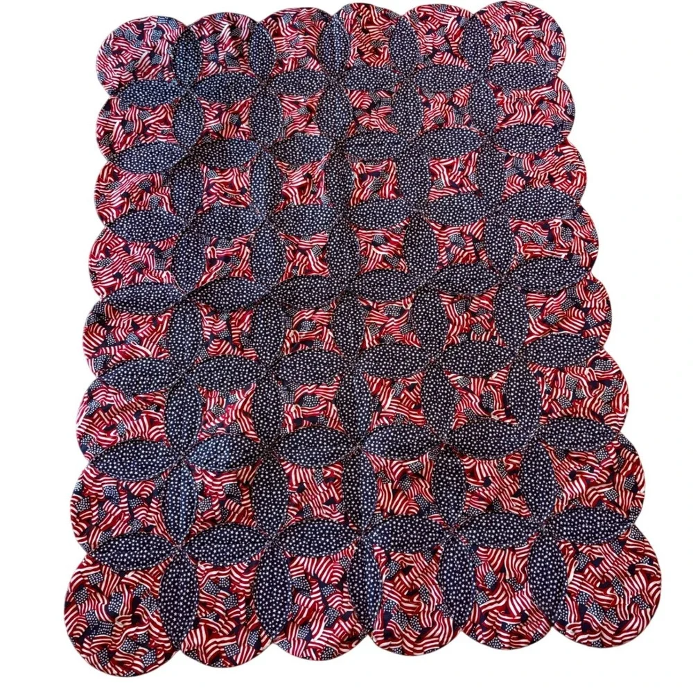 Handmade Patriotic‎ Cathedral Window Quilt Scalloped American Flag Star Runner